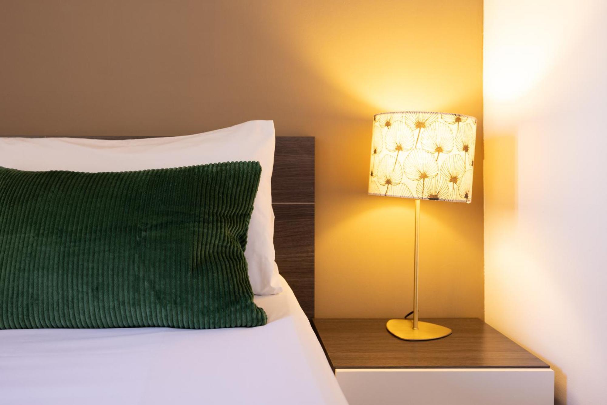 Stay U-Nique Apartments Radas Барселона Екстериор снимка